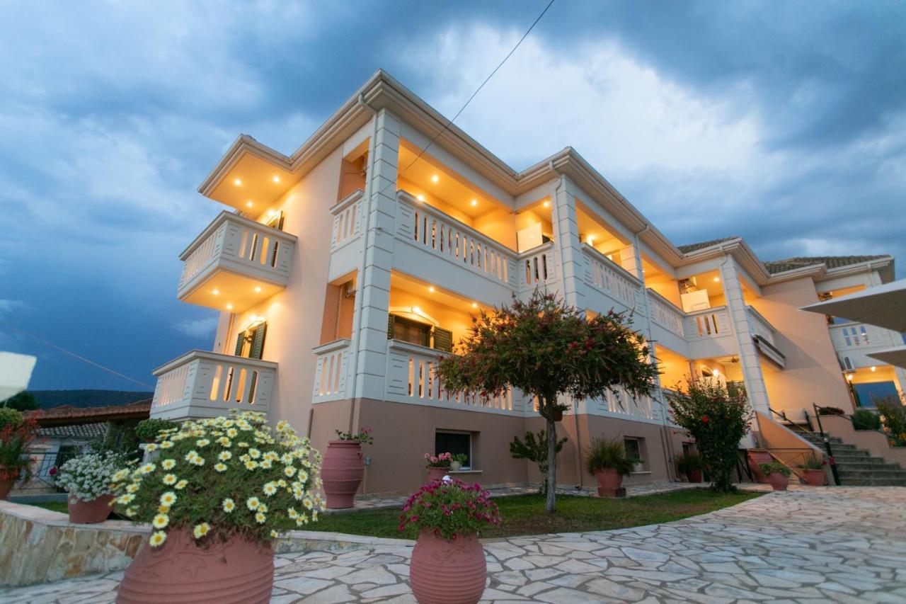 Lady Elena Hotel Ammoudia Exterior photo